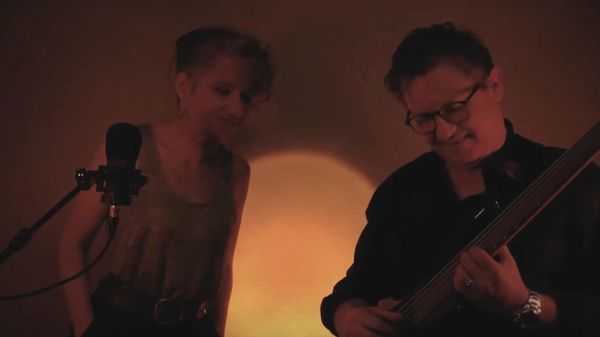 Concert pop avec Hint of Venus chez Rémi à Courbevoie – 7 mai 2026 - Concert à Courbevoie au Apparemment C le 7 mai 2026