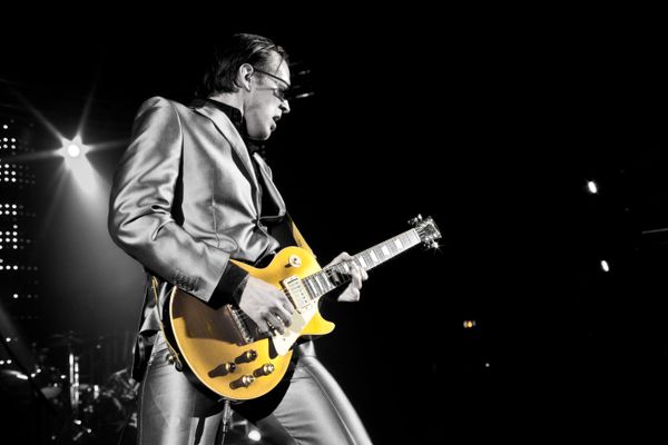 JOE BONAMASSA