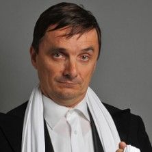 Week End de Dingue 3 Humoristes - Concert à ChÂteauneuf Le Rouge au Salle Frédéric Mistral le 5 juin 2026